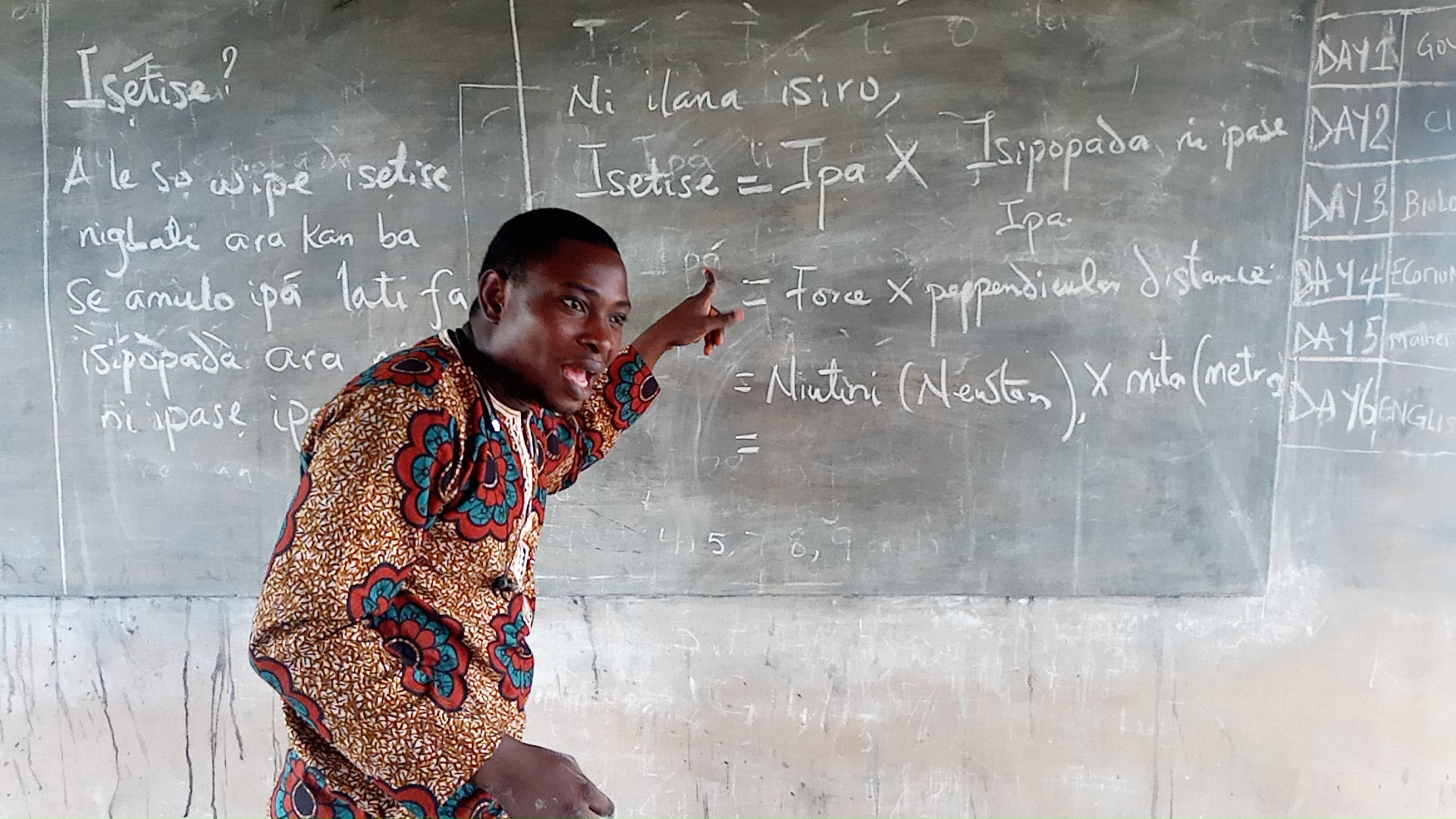Master B teaching Physics in Yoruba Language